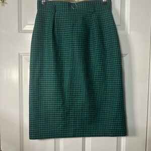 Jones New York Green Houndstooth Pencil Skirt